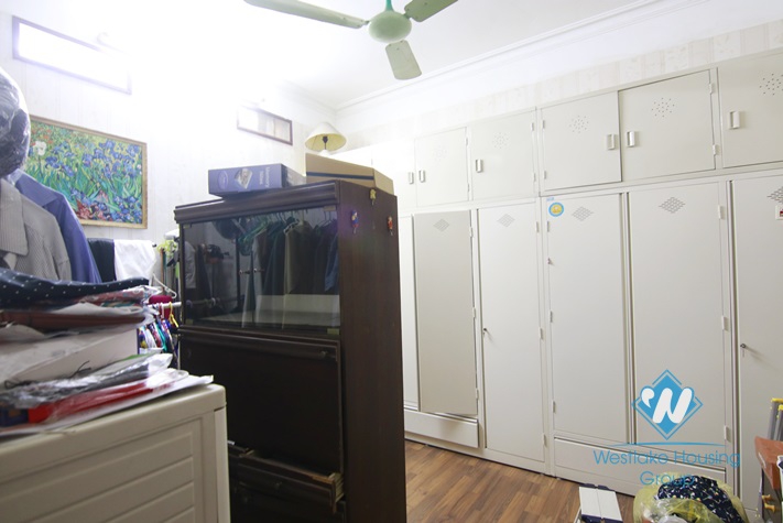 Five bedrooms house for rent in Dong Da district, Hanoi