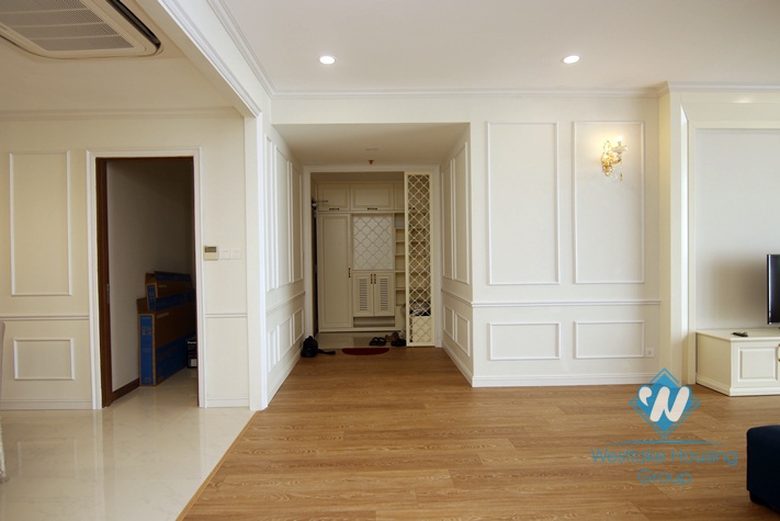 A new and nice apartment for rent in Cau giay, Ha noi