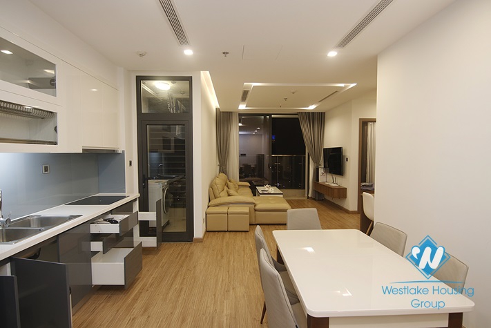 Quality 02 bedrooms apartment in Vinhome metropolis for rent 