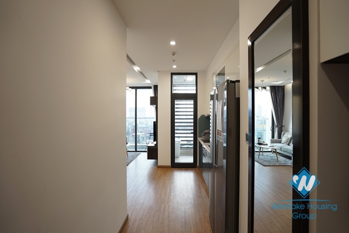 Beautiful 02 bedrooms for rent in Vinhome Metropolis, Lieu Giai St, Ba Dinh District