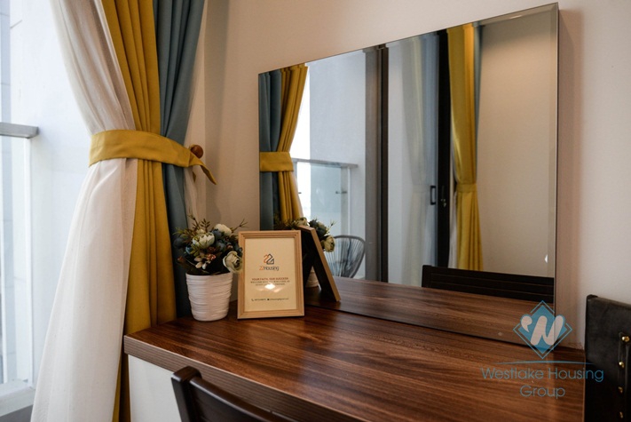 High-end apartment with 4 bedrooms, 3 bathrooms for rent in Vinhome MetroPolis