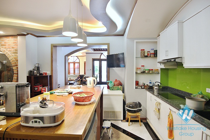 A gorgeous newly renovated villa for rent in Tay ho, Ha noi