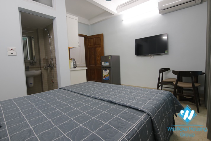 An affordable studio for rent in Hoang hoa tham, Ba dinh