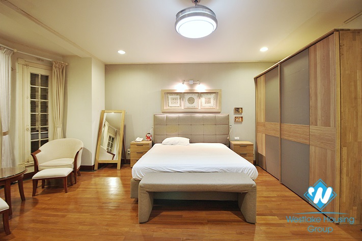 Lake-view 4 bedrooms house for rent in To Ngoc Van st, Tay Ho
