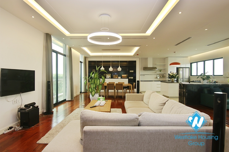 A gorgeously luxury and modern penthouse for rent in Hoan Kiem District