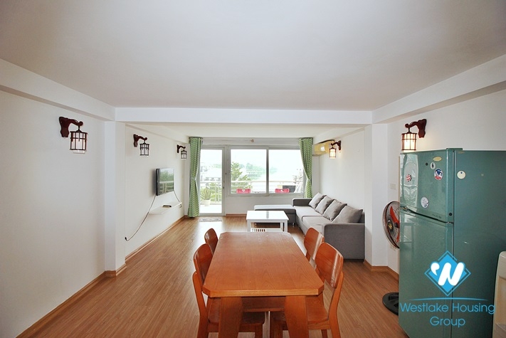 One bedroom apartment with amazing lake view is available for rent in Tay Ho, Ha Noi
