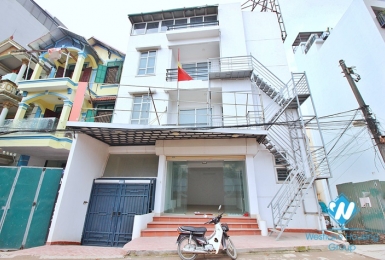 Nice house for rent in Au Co st, Tay Ho District