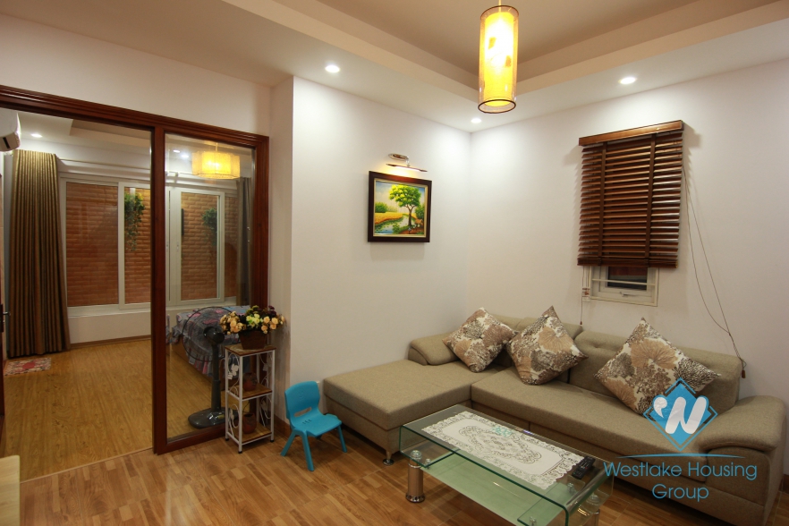 Nice and clean one bedroom apartment for rent in Lang Ha street, Dong Da district, Ha Noi