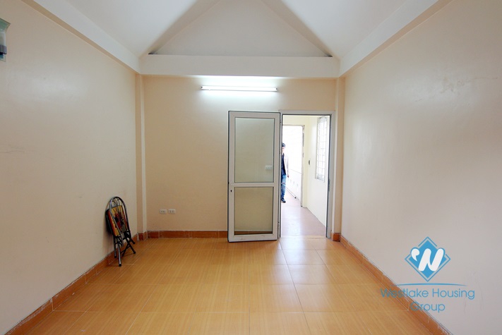 Cheap house with 3 bedrooms  for rent in Tay Ho area.
