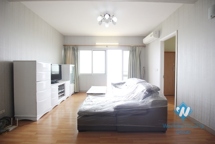 Four bedrooms apartment for rent in Ciputra, Tay Ho, Hanoi.