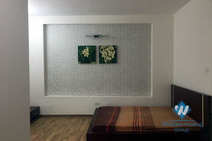 A cheap 4 bedroom house for rent in Doi Can, Ba dinh