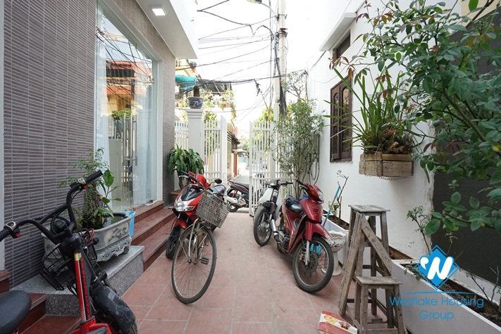  Modern house for rent in Ngoc Thuy, Long Bien district, Ha Noi
