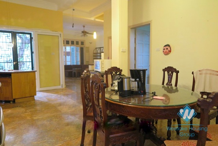 A good 4 bedroom house for rent in Doi can, Ba dinh, Ha noi