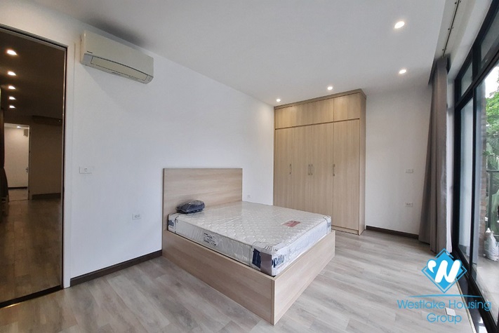Large three bedroom apartment for rent in Ngoc Thuy Long Bien near French international school