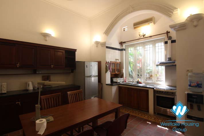 A pretty house for rent in Tu Hoa street, Tay Ho district