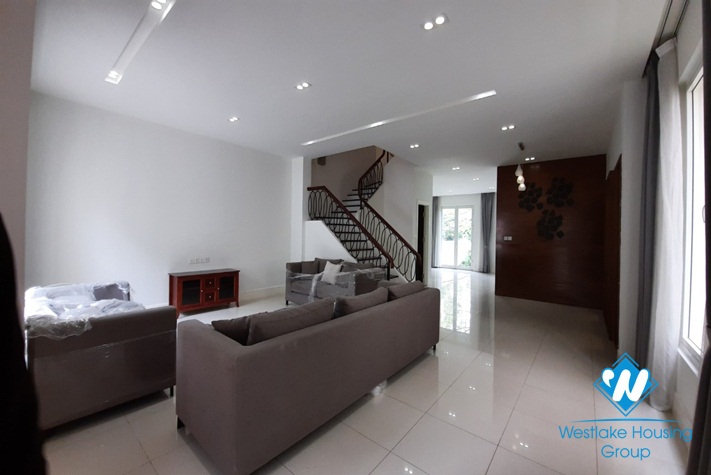 Modern unfurnished 4 bedrooms villa for rent in Vinhomes Riverside, Long Bien, Hanoi