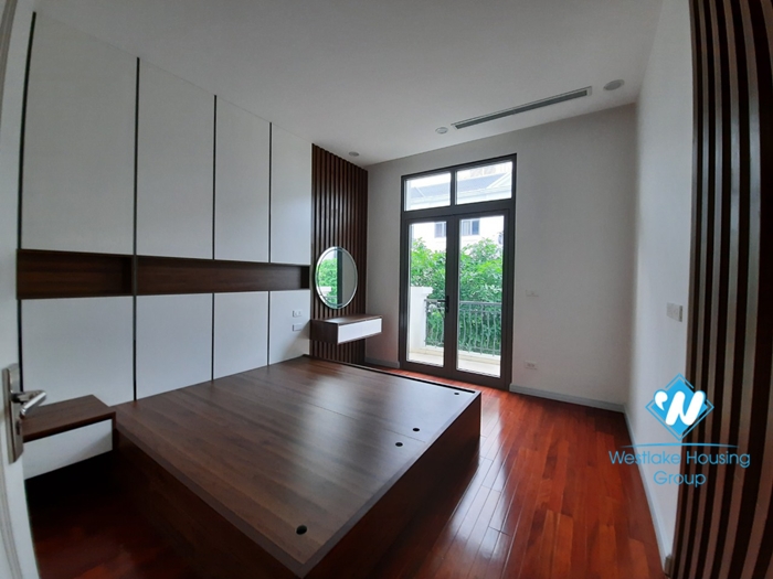 House for rent with modern new interior in Vinhomes Harmony Hanoi