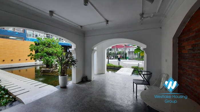 House for rent suitable for office and restaurant in Gia Lam district