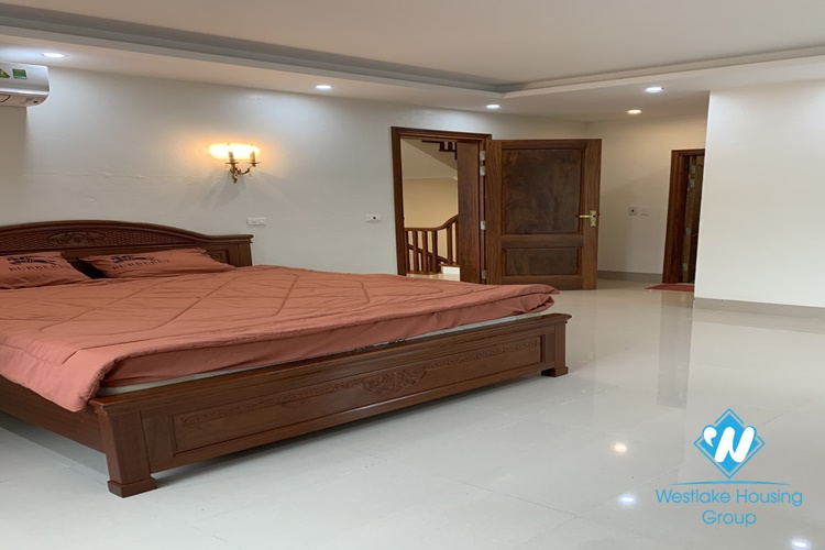 Nice house with 4 bedrooms for rent in Ecopark Van Giang District