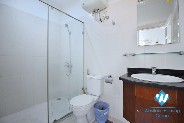 A super good deal for 2 bedroom apartment for rent in Tay ho, Ha noi