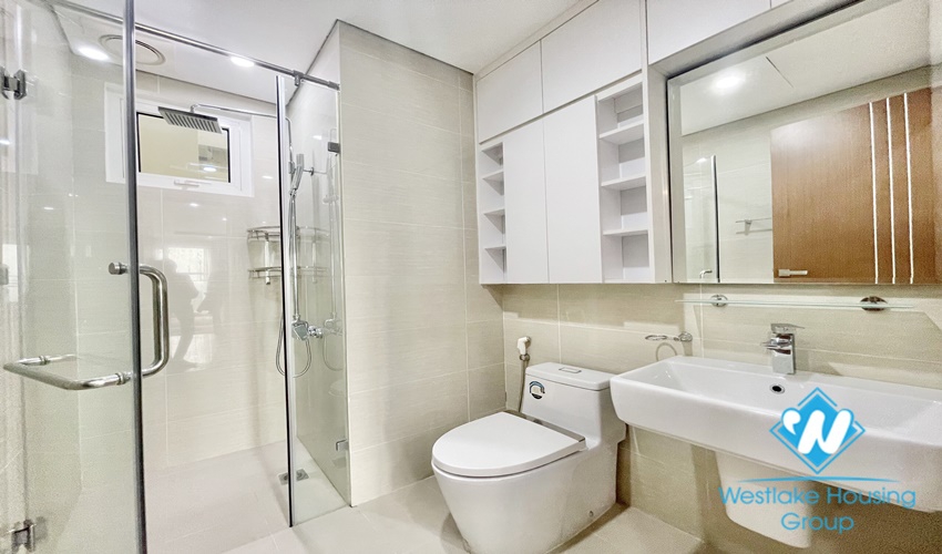 A new and modern 3 bedroom apartment for rent in Ciputra, Tay ho , Ha noi