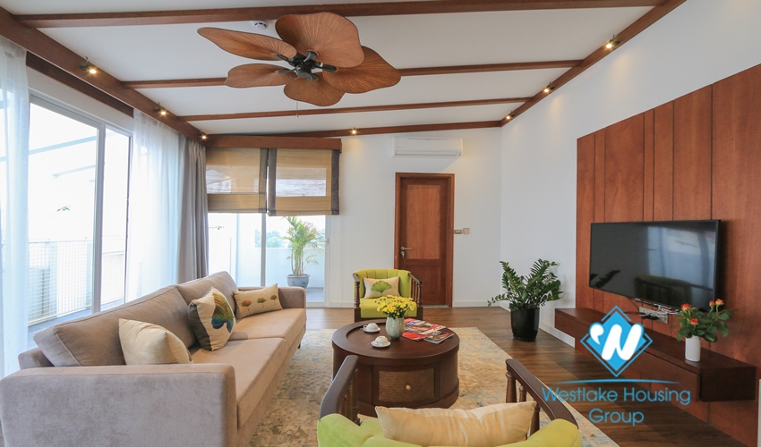A beautiful 3 bedroom apartment for rent in Dao tan, Ba dinh