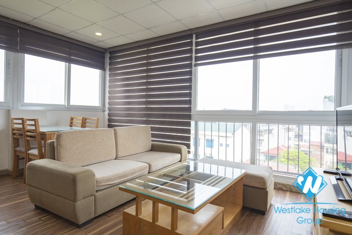 One bedroom bright apartment for rent in Truc Bach street , Ba Dinh district.