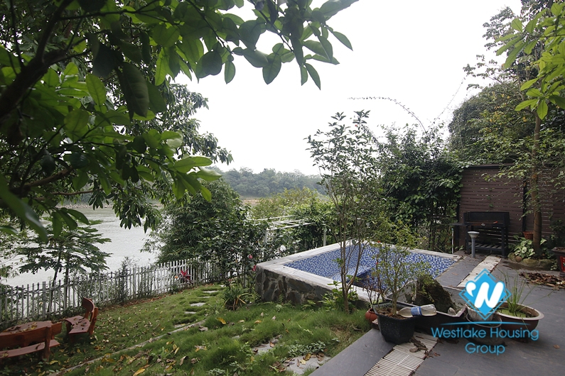 Three bedroom riverside house for rent in Ngoc Thuy ward, Long Bien district.