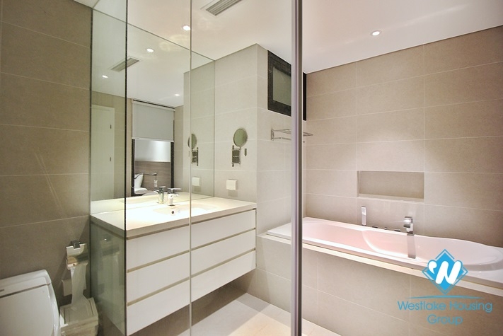 Luxurious 2 bedrooms apartment for rent in To Ngoc Van st, Tay Ho
