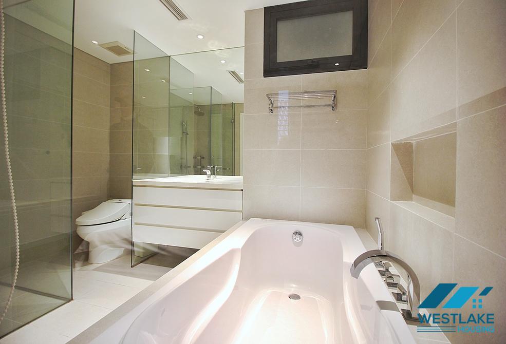 Luxurious 2 bedrooms apartment for rent in To Ngoc Van st, Tay Ho