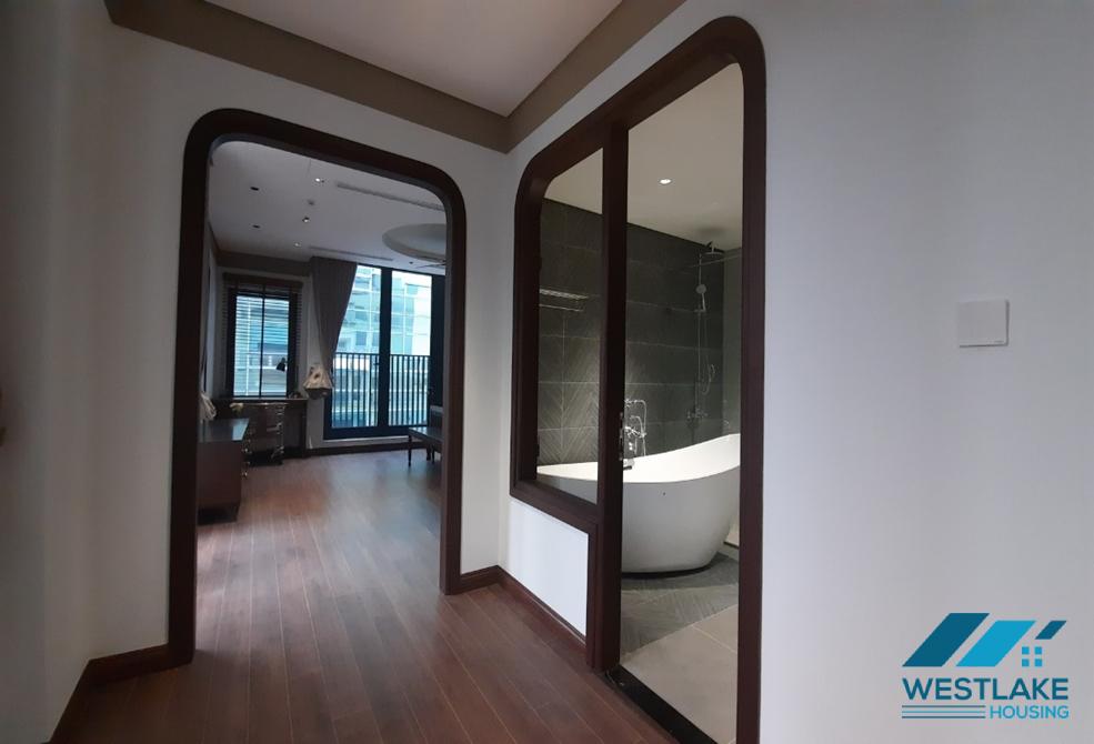Căn hộ 2 phòng ngủ cho thuê gần hồ Hoàn Kiếm Hà Nội.
