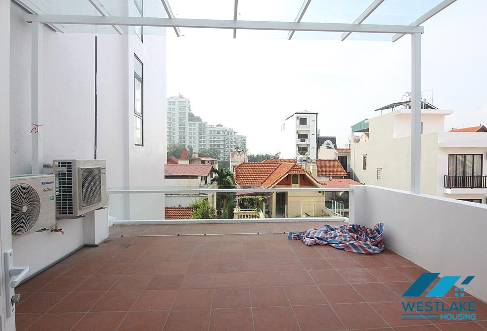 Unfurnished 5 beds house for rent in Dang Thai Mai st, Tay Ho