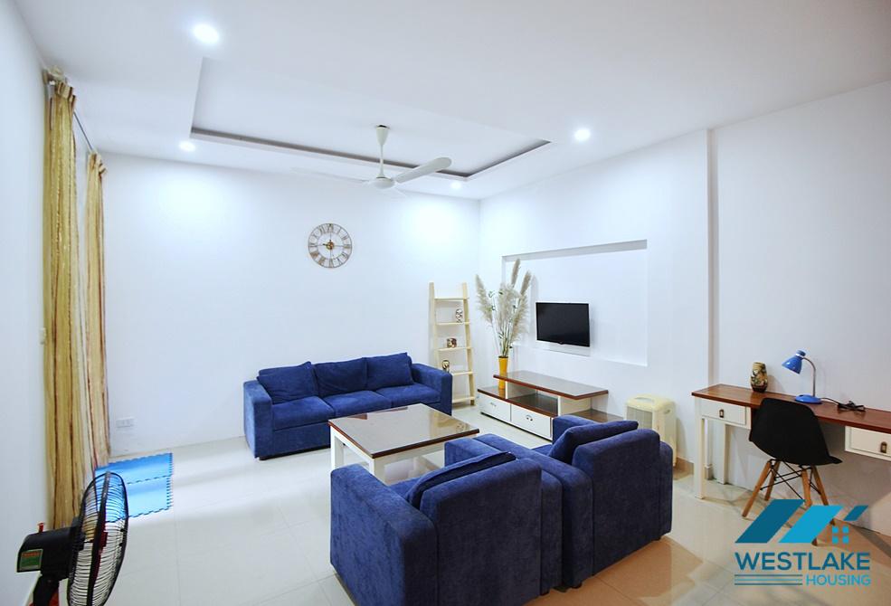 A good 2 bedroom apartment in Quang an, Tay ho