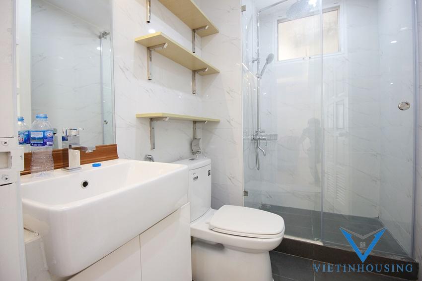 Căn hộ cho thuê tại tòa G ciputra 3 ngủ đầy đủ nội thất nhìn hồ tây