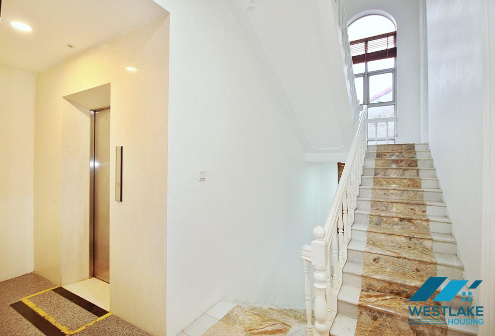 Spacious house with large courtyard for rent in Tay Ho area, Hanoi