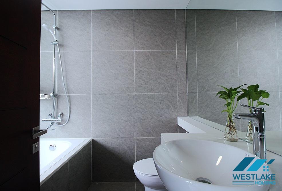 Cho Thuê Căn Hộ 1 Phòng Ngủ Đẹp Hiện Đại View Hồ Tại Trình Công Sơn, Tây Hồ