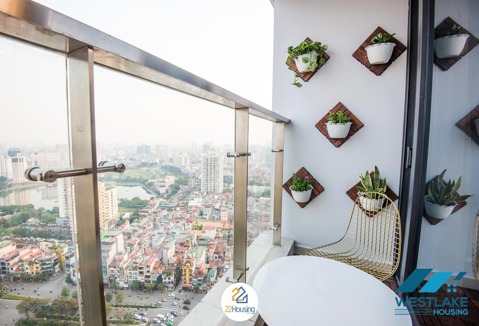 Cho thuê căn hộ 3 phòng ngủ mới và hiện đại tại Vinhome Metropolis, Ba Đình, Hà Nội