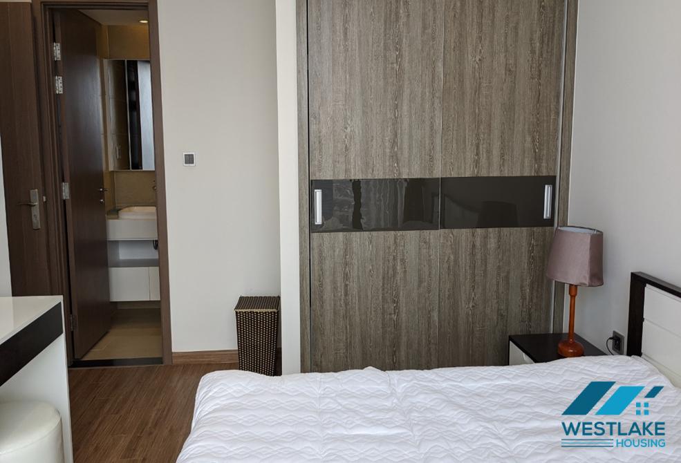 Cho thuê căn hộ 2 phòng ngủ mới và hiện đại tại Metropolis, Ba Đình, Hà Nội