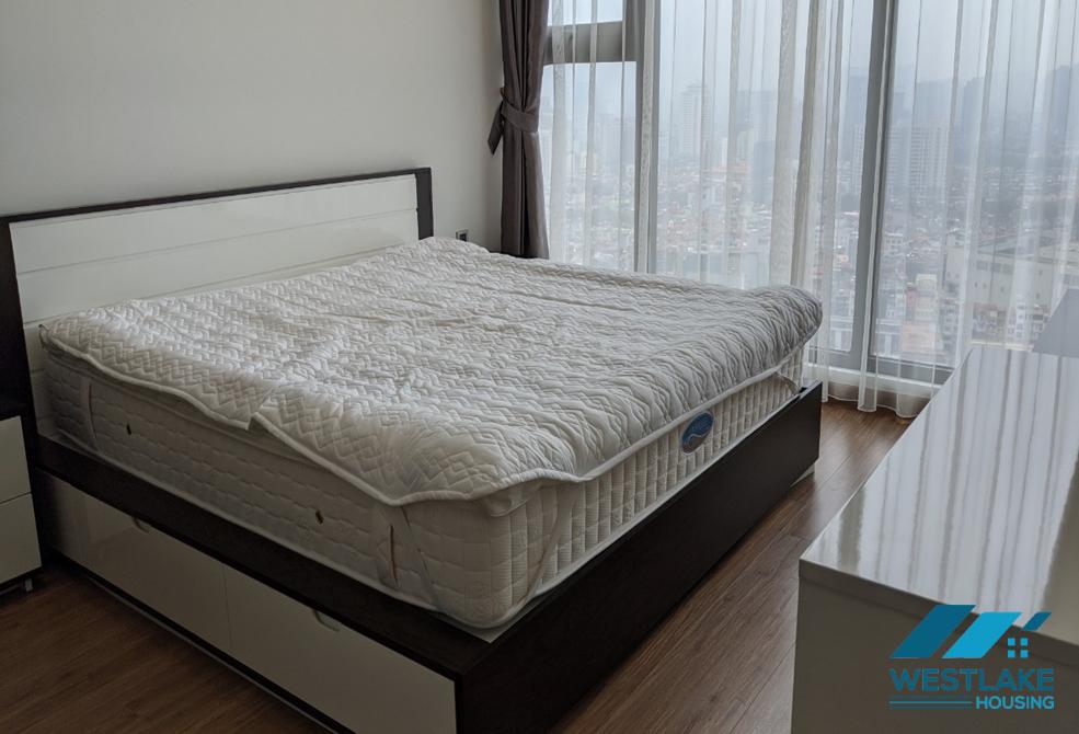 Cho thuê căn hộ 2 phòng ngủ mới và hiện đại tại Metropolis, Ba Đình, Hà Nội