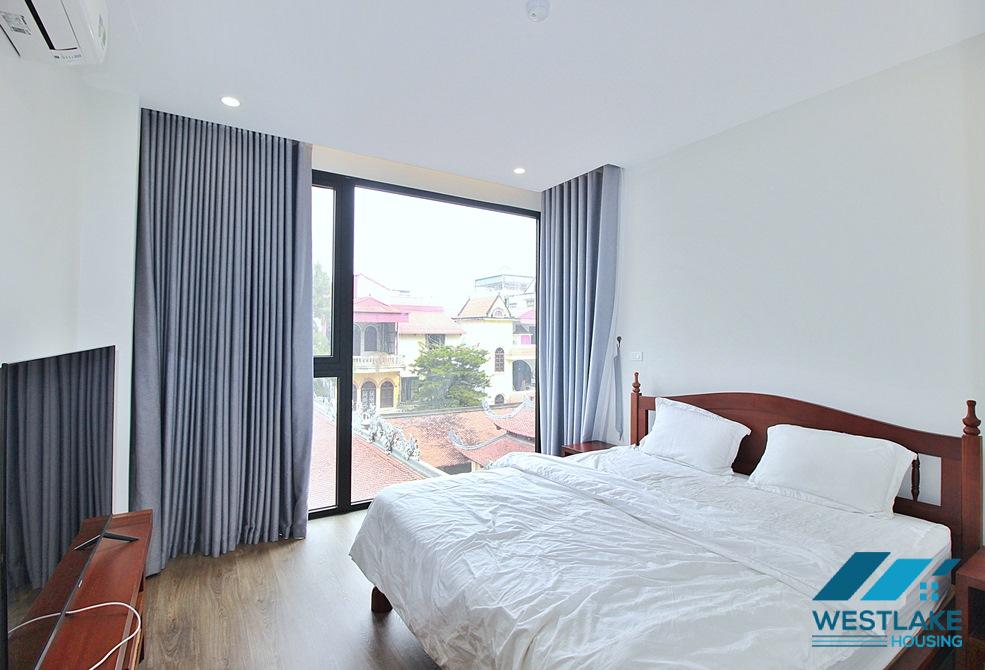 Cho Thuê Căn Hộ  Duplex 3 Phòng Ngủ Hiện Đại Trên Tầng Cao Tại Xuân Diệu Tây Hồ, Hà Nội