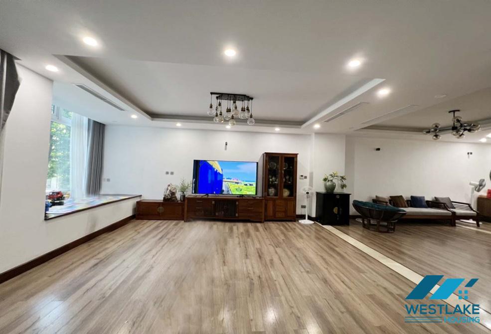 New villa with elevator 5 bedrooms fully furnished