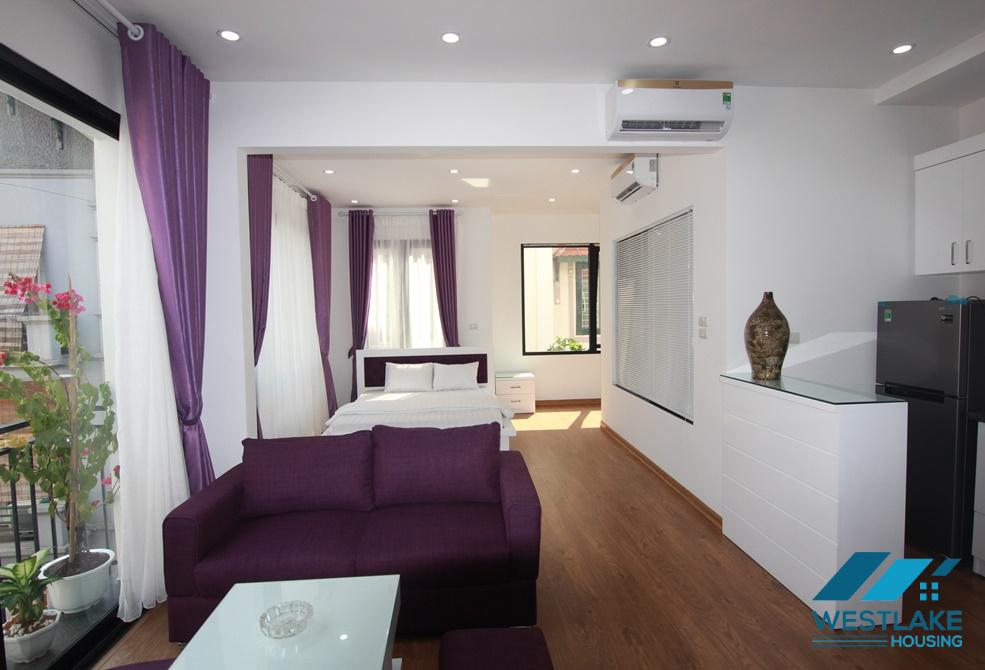 Bright one bedroom apartment for rent on Xuan Dieu Street, Tay Ho, Hanoi