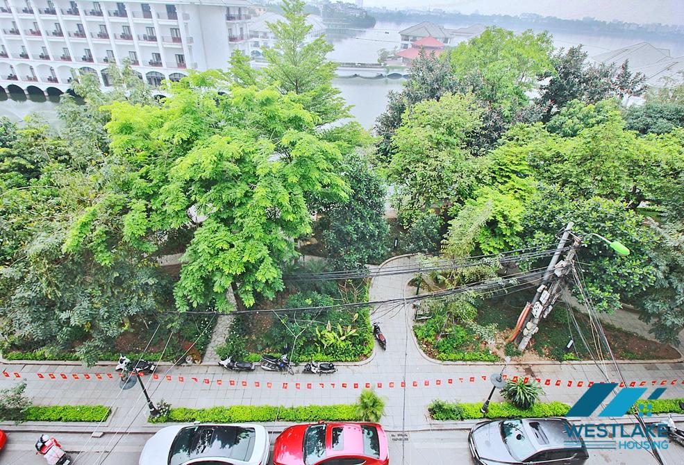 Căn Hộ 1 Phòng Ngủ View Hồ Tuyệt Đẹp Đang Cho Thuê Tại Tây Hồ, Hà Nội
