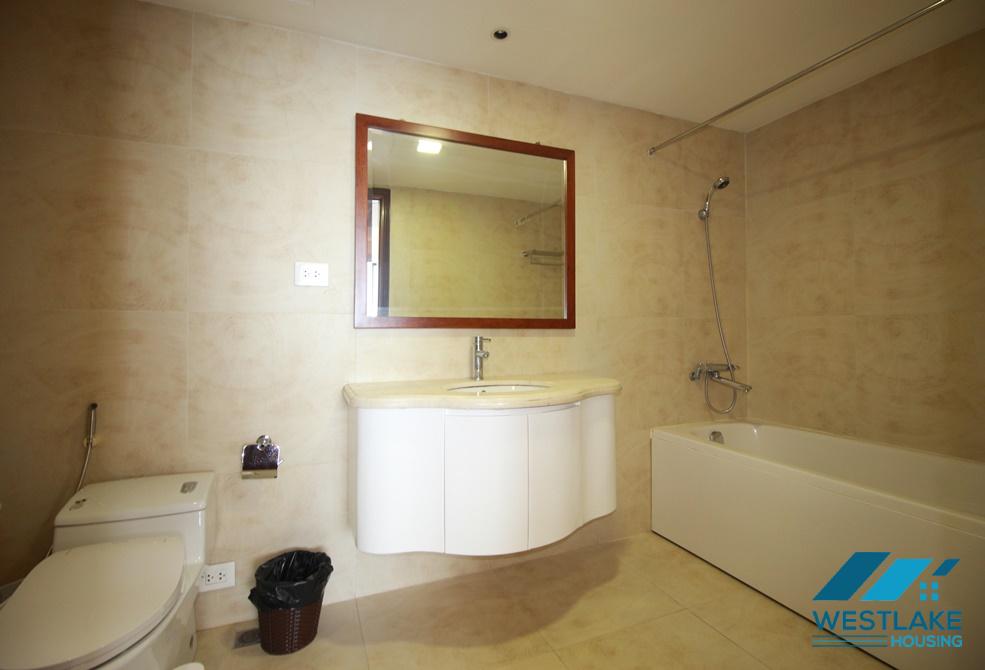 High quality and luxury 02-bedroom apartment for rent on Xuan Dieu Street