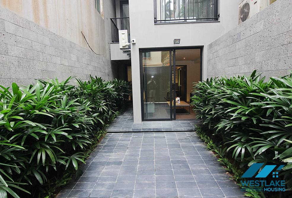 One bedroom apartment with nice courtyard for rent in Dang Thai Mai area, Tay Ho, Ha Noi