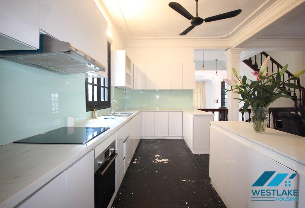 A beautiful house next to West Lake, Tay Ho, Ha Noi for rent