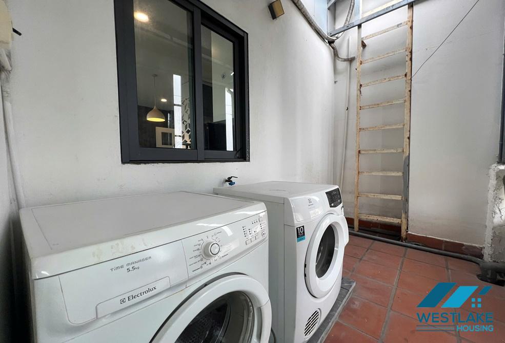 Lake view 2 bedrooms apartment for rent in Truc Bach area