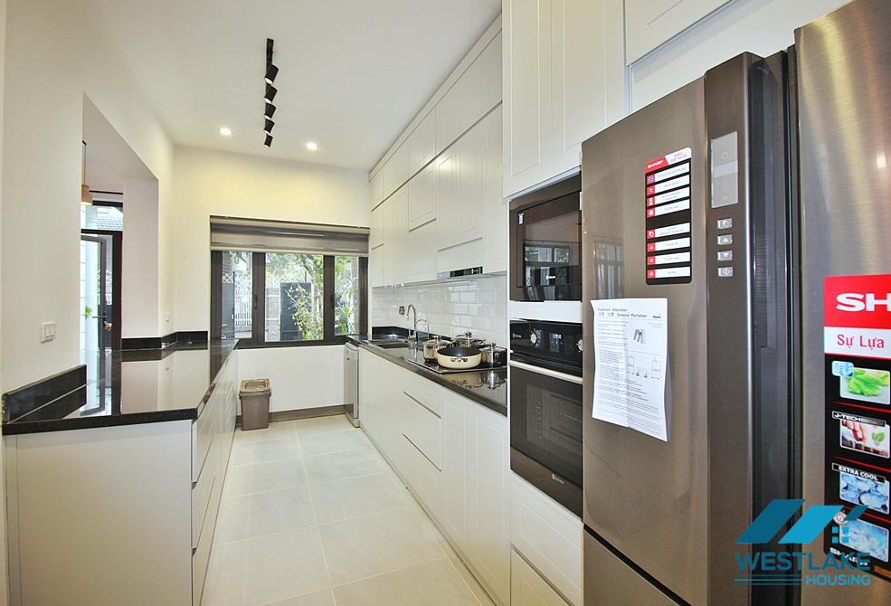A pretty 4 bedrooms house with huge yard for rent in To Ngoc Van, Tay Ho