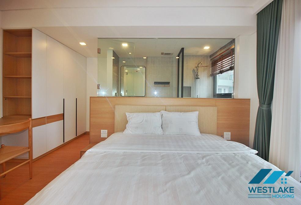 Cho Thuê Căn Hộ 2 Phòng Ngủ Mới Hoàn Toàn Tại Phố Xuân Diệu, Tây Hồ, Hà Nội