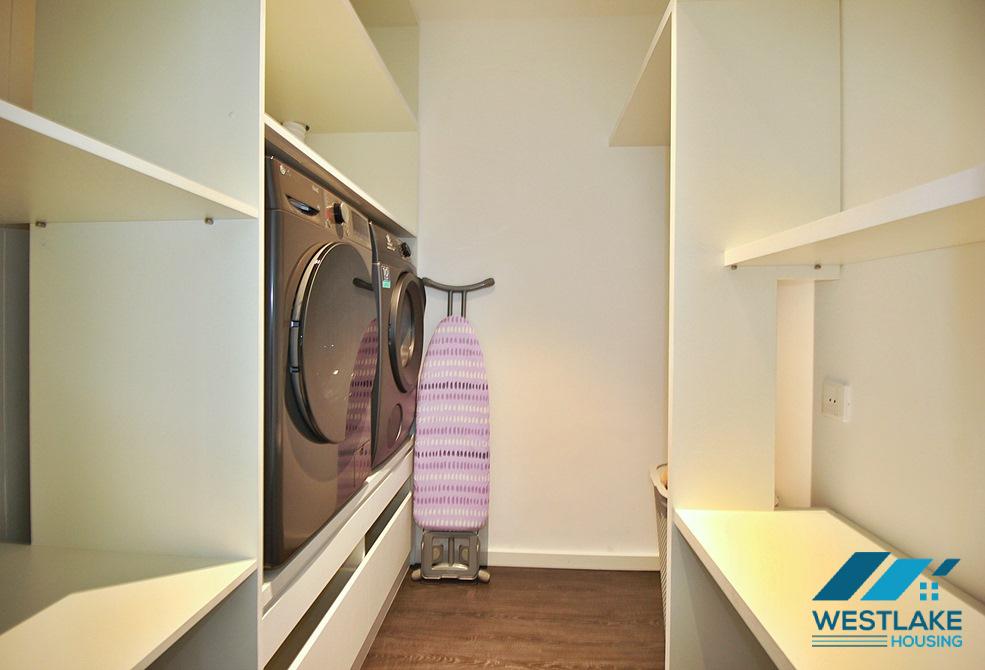 Lake view and morden 3 bedrooms apartment for rent in Quang Khanh, Tay Ho